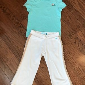 Cute tiny tee/cropped sweatpants